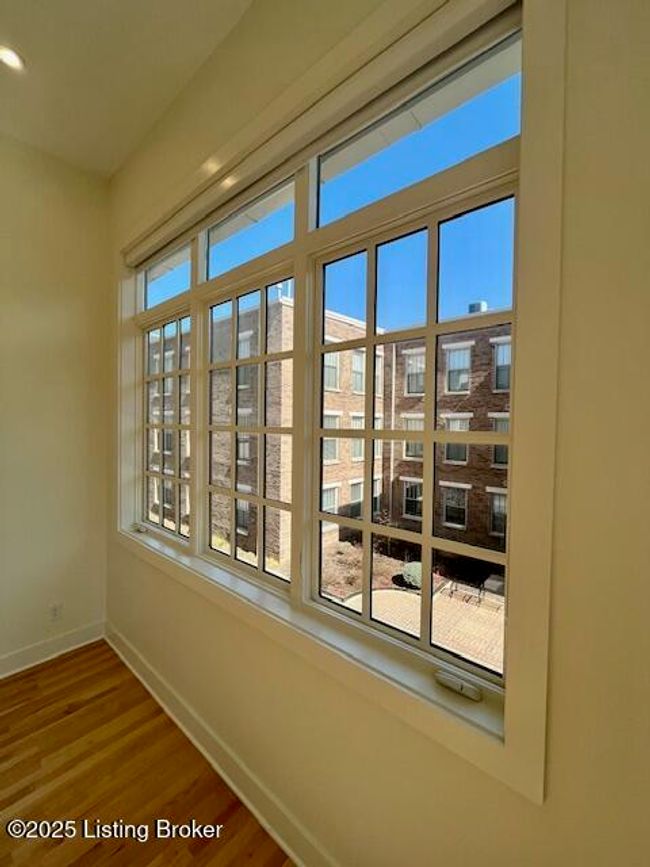 202 - 1810 Sils Ave, Condo with 2 bedrooms, 2 bathrooms and null parking in Louisville KY | Image 8