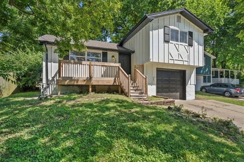 4404 Elledge Dr, Roeland Park, KS, 66205-1364 | Card Image
