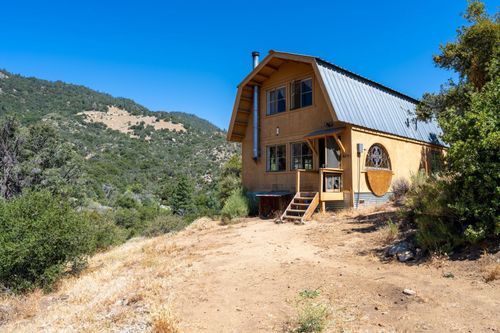 8275 Jawbone Canyon Rd, Weldon, CA, 93283-8064 | Card Image