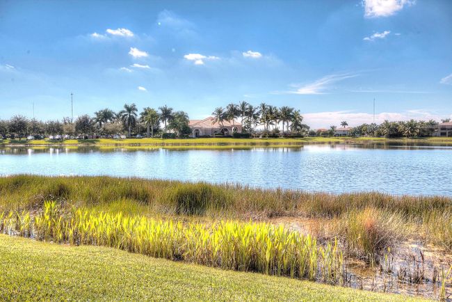 4194 Bluff Harbor Way, House other with 3 bedrooms, 3 bathrooms and null parking in Wellington FL | Image 29