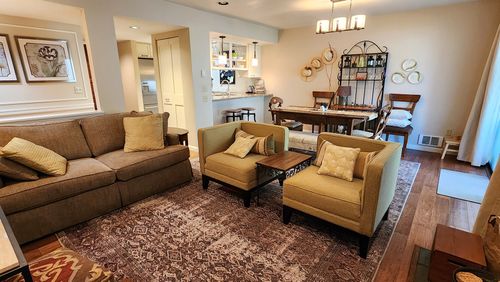 apt-qc1-103-270 Bridge St, Bigfork, MT, 59911-3772 | Card Image