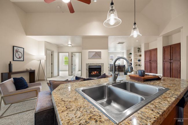 1148 E Winding Creek Dr, Condo with 3 bedrooms, 2 bathrooms and 2 parking in Eagle ID | Image 14