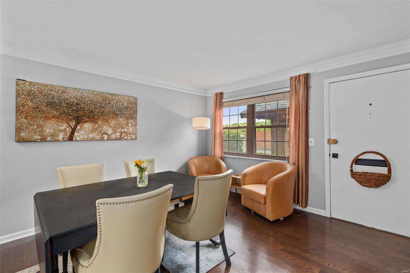 Royal Arms Ct, Saint Louis, MO 63123