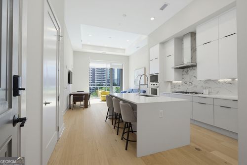 802-40 12th St Ne, Atlanta, GA, 30309-4871 | Card Image
