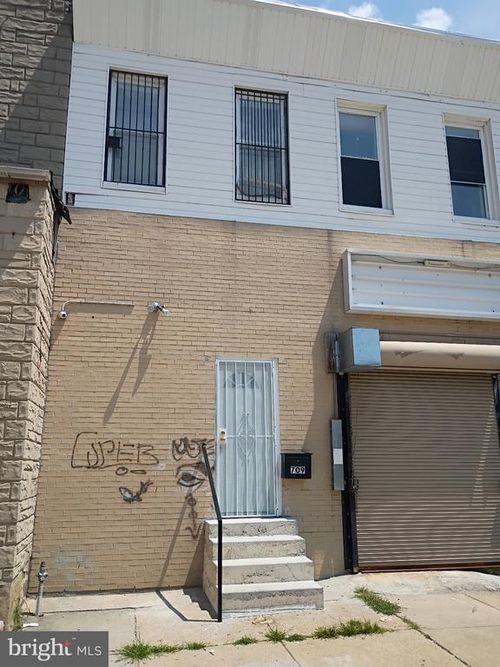 709 Poplar Grove St, BALTIMORE, MD, 21216-4625 | Card Image
