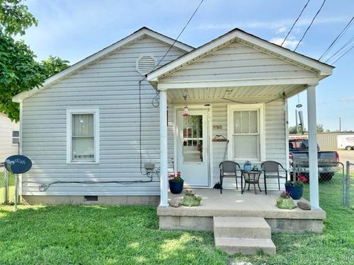 896 E Main St Street, Piggott, AR, 72454 | Card Image