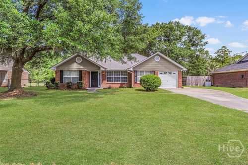 831 Osprey Dr, Richmond Hill, GA, 31324-3464 | Card Image