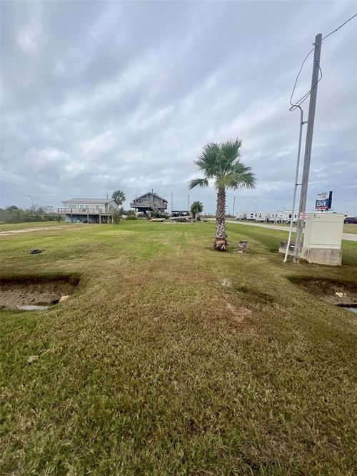 1423 Anderson Ave, Port Bolivar, TX, 77650 | Card Image