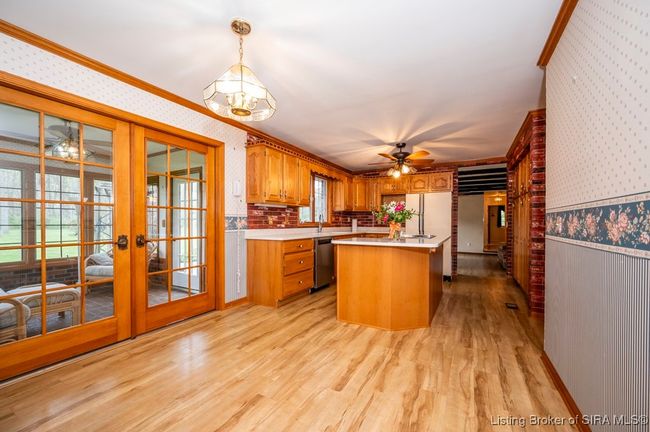 730 S Gardner St, Home with 3 bedrooms, 2 bathrooms and null parking in Scottsburg IN | Image 5