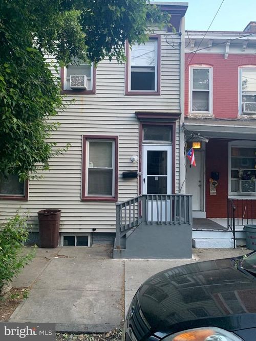 131 Hewitt St, Trenton, NJ, 08611-1337 | Card Image