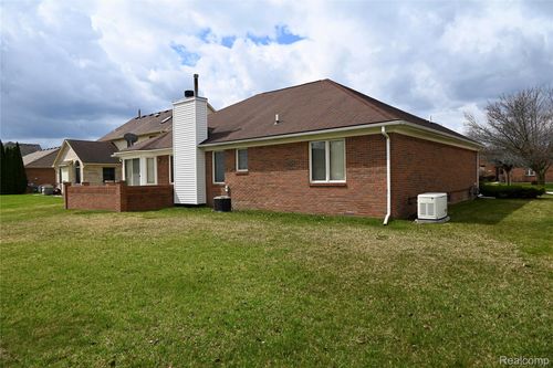 13433 Mulberry Trl, Taylor, MI, 48180-6345 | Card Image