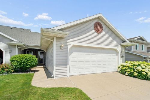 4490 W Trasino Way, GRAND CHUTE, WI, 54913 | Card Image