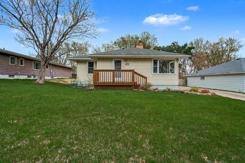 1807 Roy St, Eau Claire, WI, 54701-4658 | Card Image