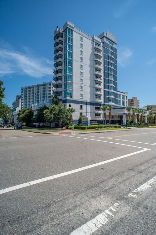 516-215 77th Ave N, Myrtle Beach, SC, 29572-4242 | Card Image