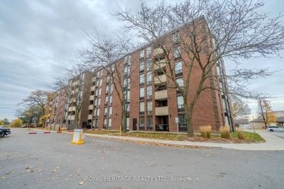 311 - 1540 Pickering Pky, Condo with 3 bedrooms, 2 bathrooms and 2 parking in Pickering ON | Image 1