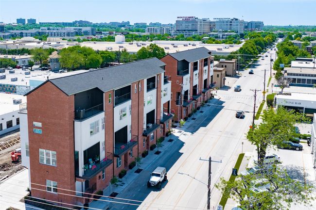 201 Carroll St, Townhouse with 3 bedrooms, 4 bathrooms and null parking in Fort Worth TX | Image 38