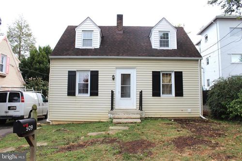 509 Dunn Irvin Dr, HAGERSTOWN, MD, 21740-6343 | Card Image