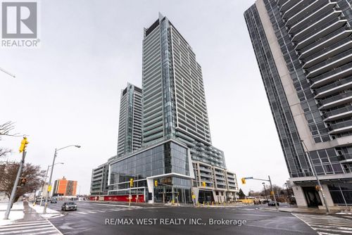 314-8 Olympic Garden, Toronto (Newtonbrook East), ON, M2M0B9 | Card Image