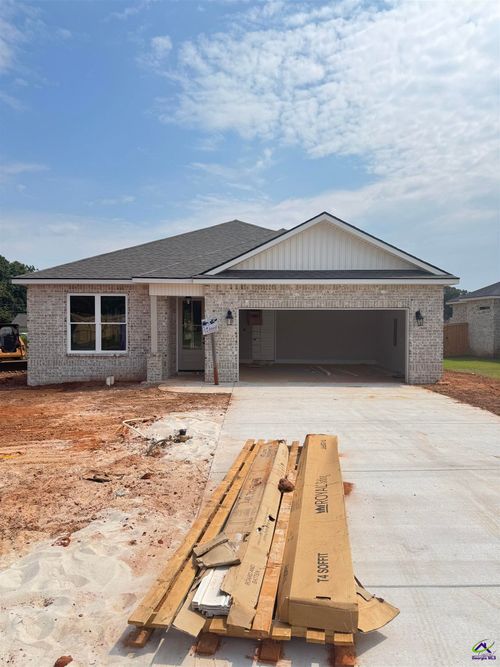 103 Hunts Landing Dr, Kathleen, GA, 31047-4195 | Card Image