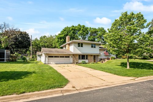 2501 Hayes Dr, Burnsville, MN, 55337-1060 | Card Image
