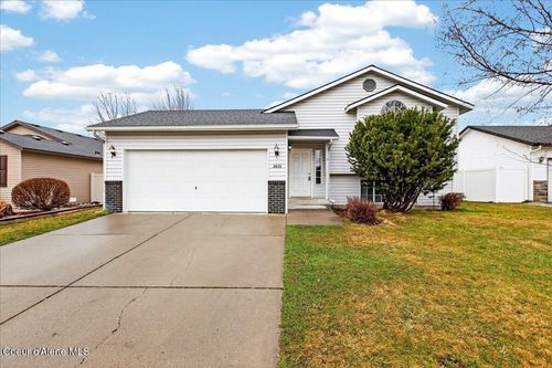 2435 N Bunchgrass Dr, Post Falls, ID, 83854-7025 | Card Image