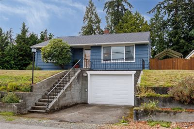 6008 Fleming Street, House other with 4 bedrooms, 1 bathrooms and 2 parking in Everett WA | Image 2