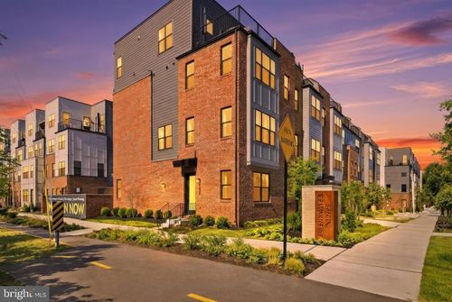 4901 Eisenhower Ave, ALEXANDRIA, VA, 22304-4810 | Card Image