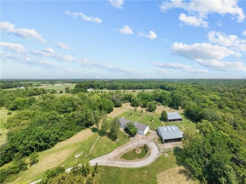 28615 S Van Meter Rd, Freeman, MO, 64746-6276 | Card Image