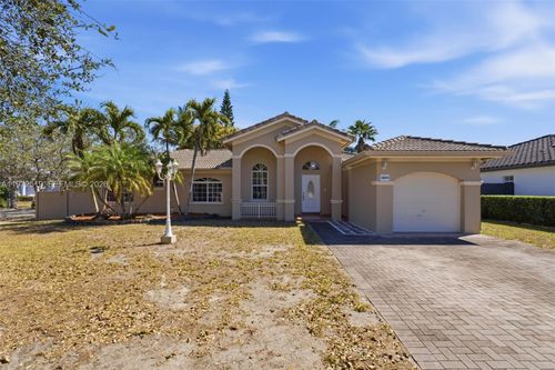 18049 Sw 152nd Ave, Miami, FL, 33187-1715 | Card Image