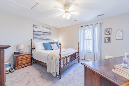 3877 S Cramer Circle, Bloomington, IN, 47403-8997 | Card Image