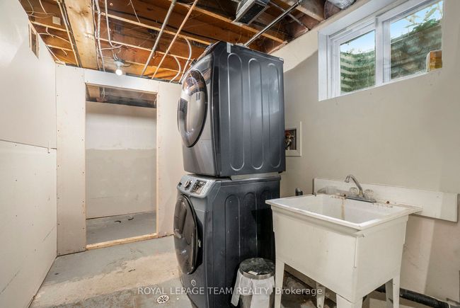 628 Hochelaga St, House other with 3 bedrooms, 1 bathrooms and 1 parking in Ottawa ON | Image 12