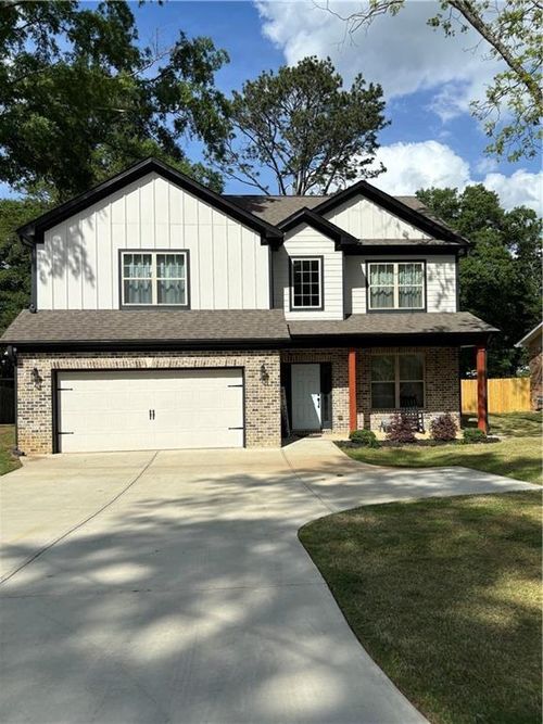 208 Shields St, winder, GA, 30680-2306 | Card Image