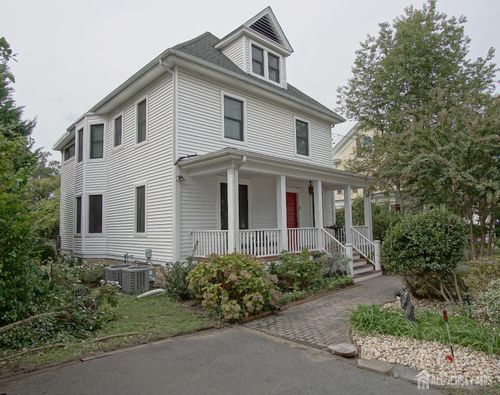9 Academy St, Princeton, NJ, 08540-9590 | Card Image