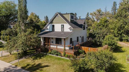 4540 52 St, Red Deer, AB, T4N2C3 | Card Image