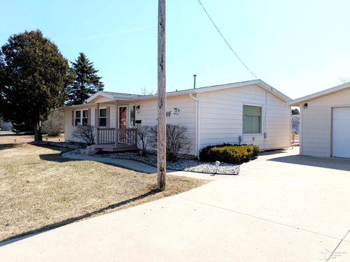 10033 8th St, Oscoda, MI, 48750-1924 | Card Image