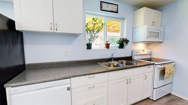2113 Amethyst Way, House other with 5 bedrooms, 3 bathrooms and 2 parking in Sooke BC | Image 40