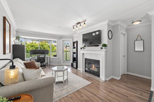 310-2958 Trethewey St, Abbotsford, BC, V2T6P6 | Card Image