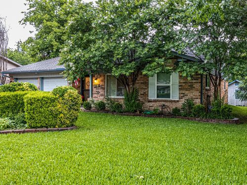 14520 Shoredale Ln, Farmers Branch, TX, 75234-2052 | Card Image