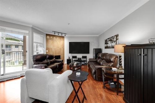 316-13733 74 Ave, Surrey, BC, V3W1B8 | Card Image