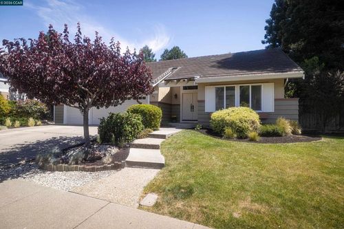 87 Lone Pine Ct, San Ramon, CA, 94582-2320 | Card Image