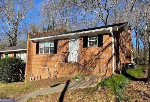 130 Oxford Ct, Athens, GA, 30606-5055 | Card Image