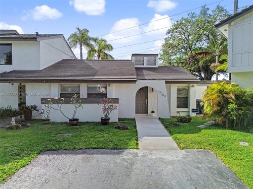12702 Sw 151st Ln, Miami, FL, 33186-6340 | Card Image