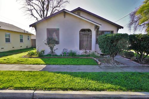 325 Neville St, Hanford, CA, 93230-2839 | Card Image