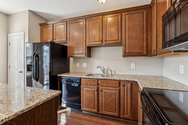 8202 Lenox Creekside Dr, Townhouse with 2 bedrooms, 3 bathrooms and 2 parking in Antioch TN | Image 22