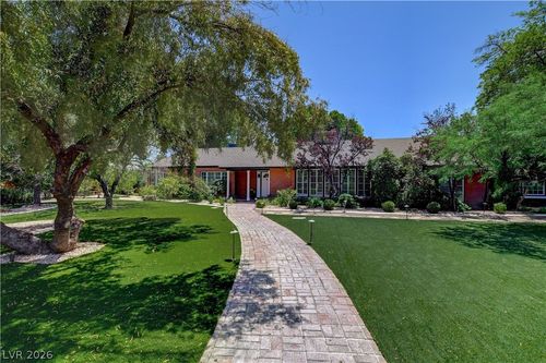 2001 Silver Ave, Las Vegas, NV, 89102-2454 | Card Image