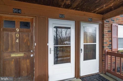 902 Garnet Dr, BURLINGTON, NJ, 08016-4716 | Card Image