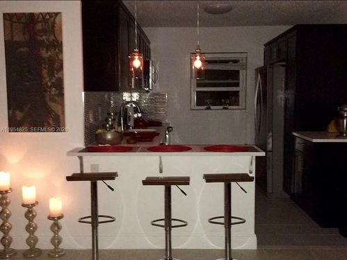 apt-30-4061 N Dixie Hwy, Oakland Park, FL, 33334-3087 | Card Image