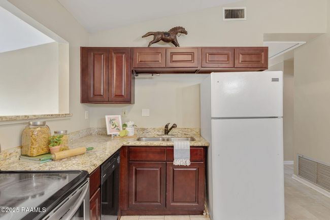 kitchen | Image 12