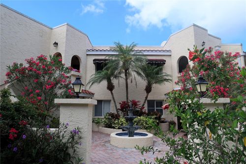 24c-6101 34th St W, BRADENTON, FL, 34210-3747 | Card Image