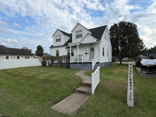 8086 Hazelwood Ave, Clarksburg, WV, 26301-8056 | Card Image